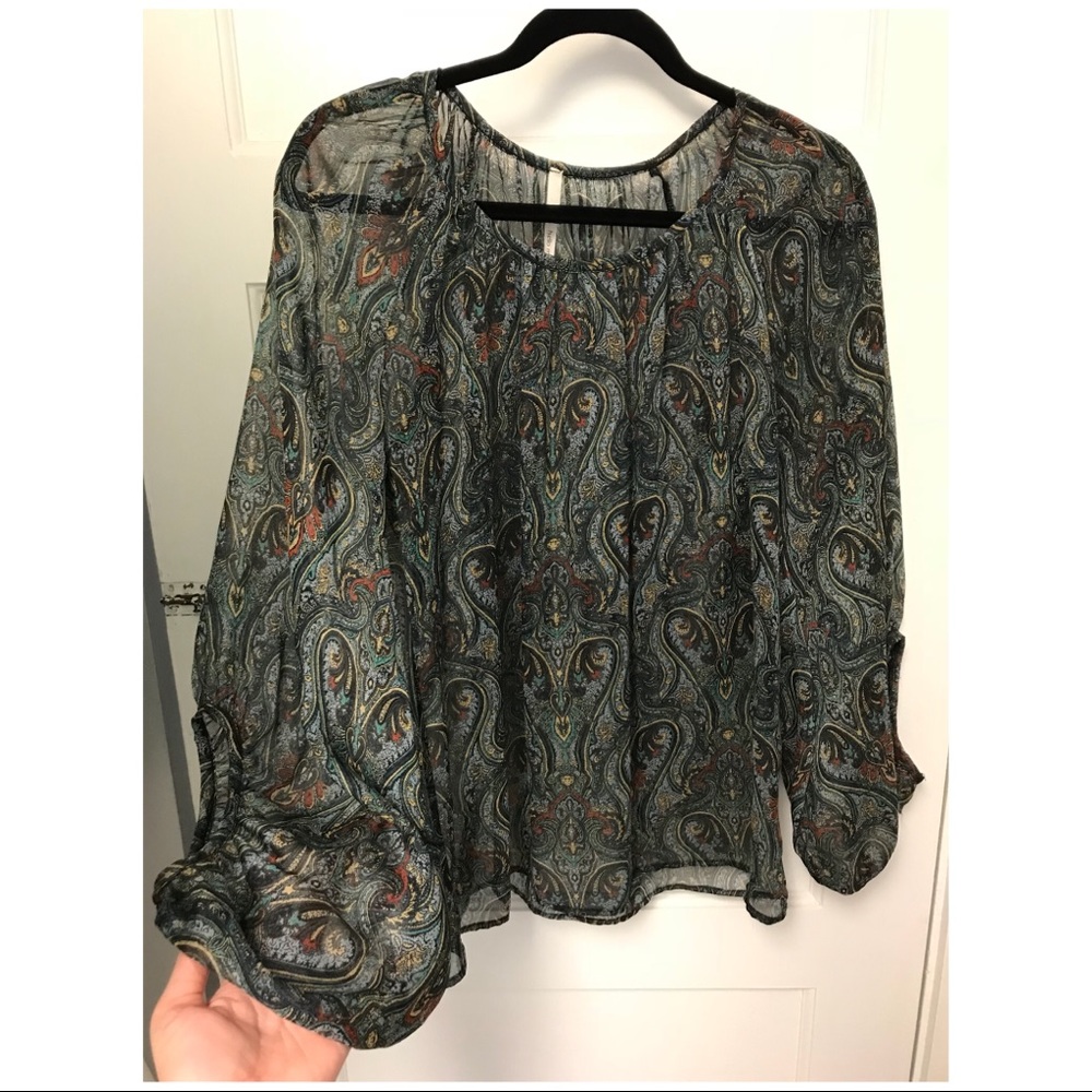 “Hello Miss” loose fitted top